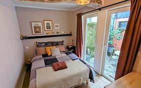 Artist Home - City Center - Bathtub - Terrasse - Full Appartment