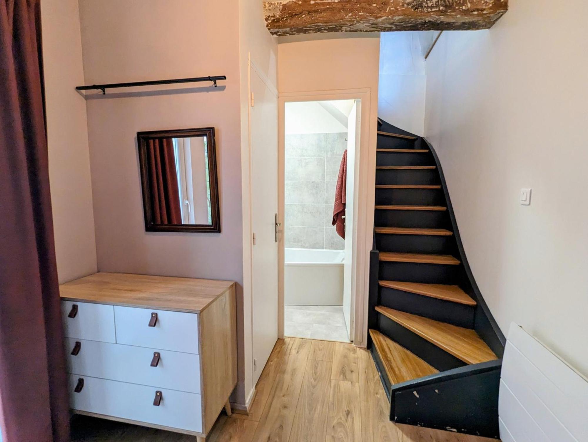 Artist Home - City Center - Bathtub - Terrasse - Full Appartment Rouen Buitenkant foto