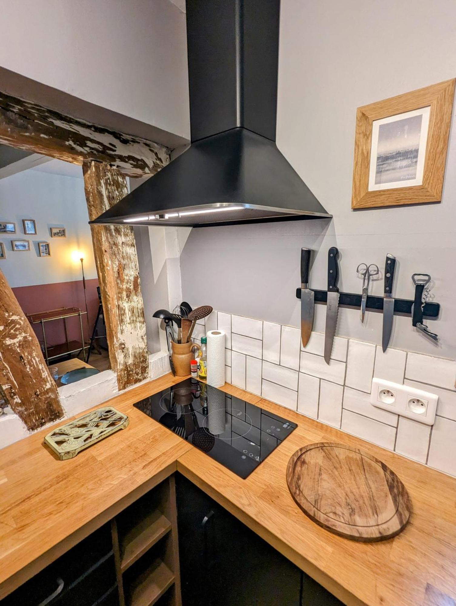Artist Home - City Center - Bathtub - Terrasse - Full Appartment Rouen Buitenkant foto