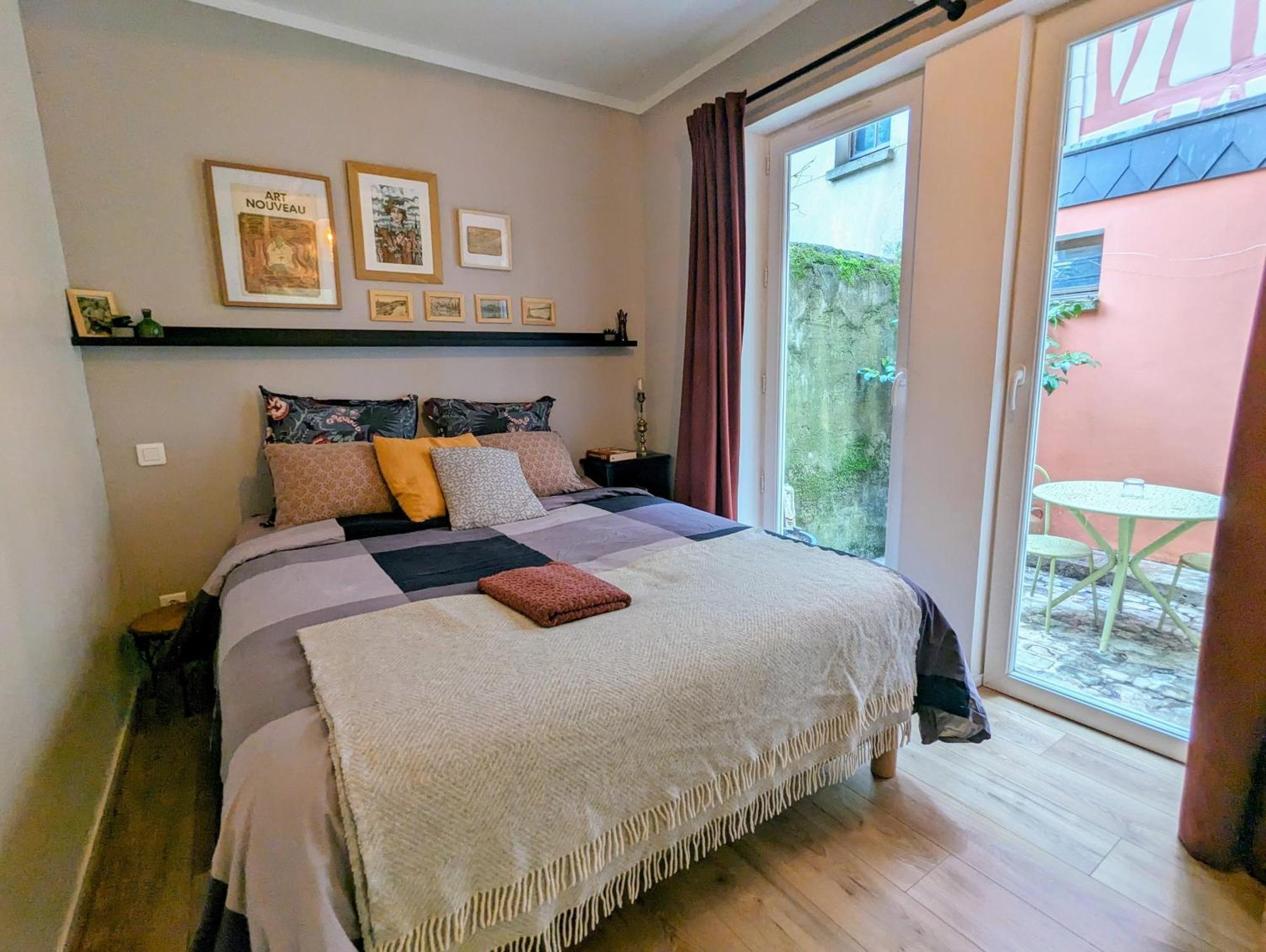 Artist Home - City Center - Bathtub - Terrasse - Full Appartment Rouen Buitenkant foto